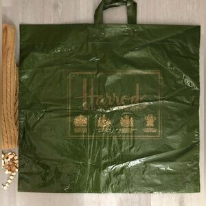 Vintage Rare 80’s Harrods Shopping Bags HRH Queen Elizabeth Duke Prince Seals
